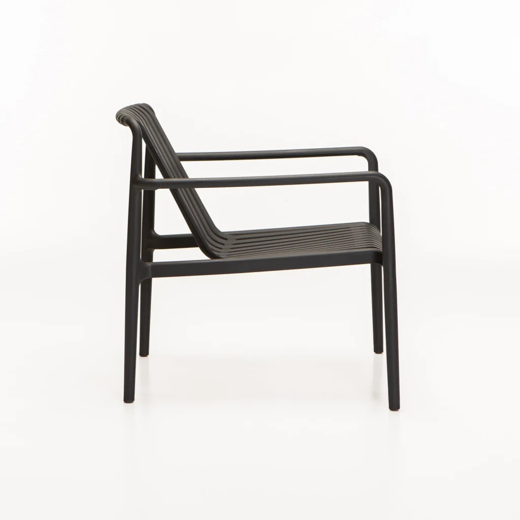 CYPRUS OUTDOOR ARMCHAIR