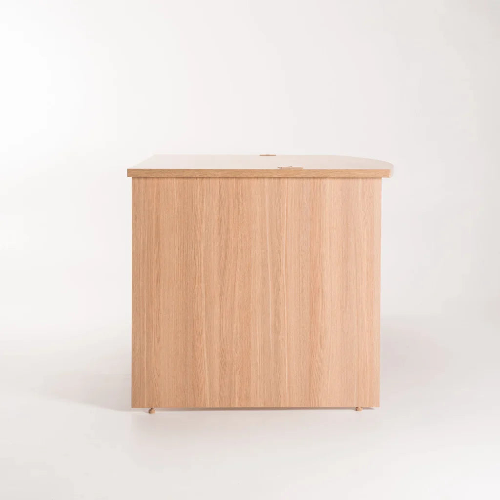 LOGO 180cm DESK