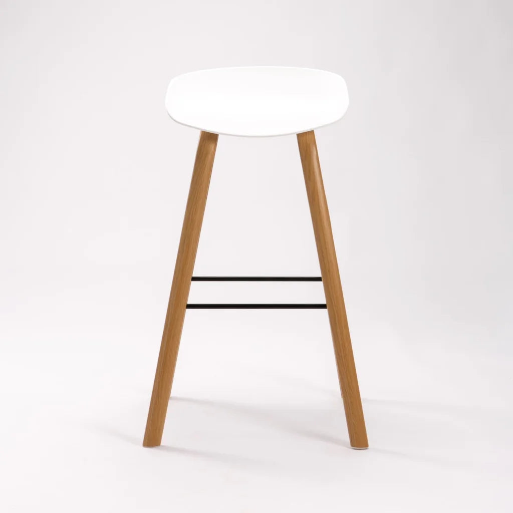 VEGAS LUXURY BARSTOOL
